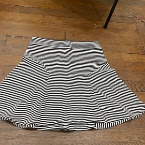 Express skater skirt